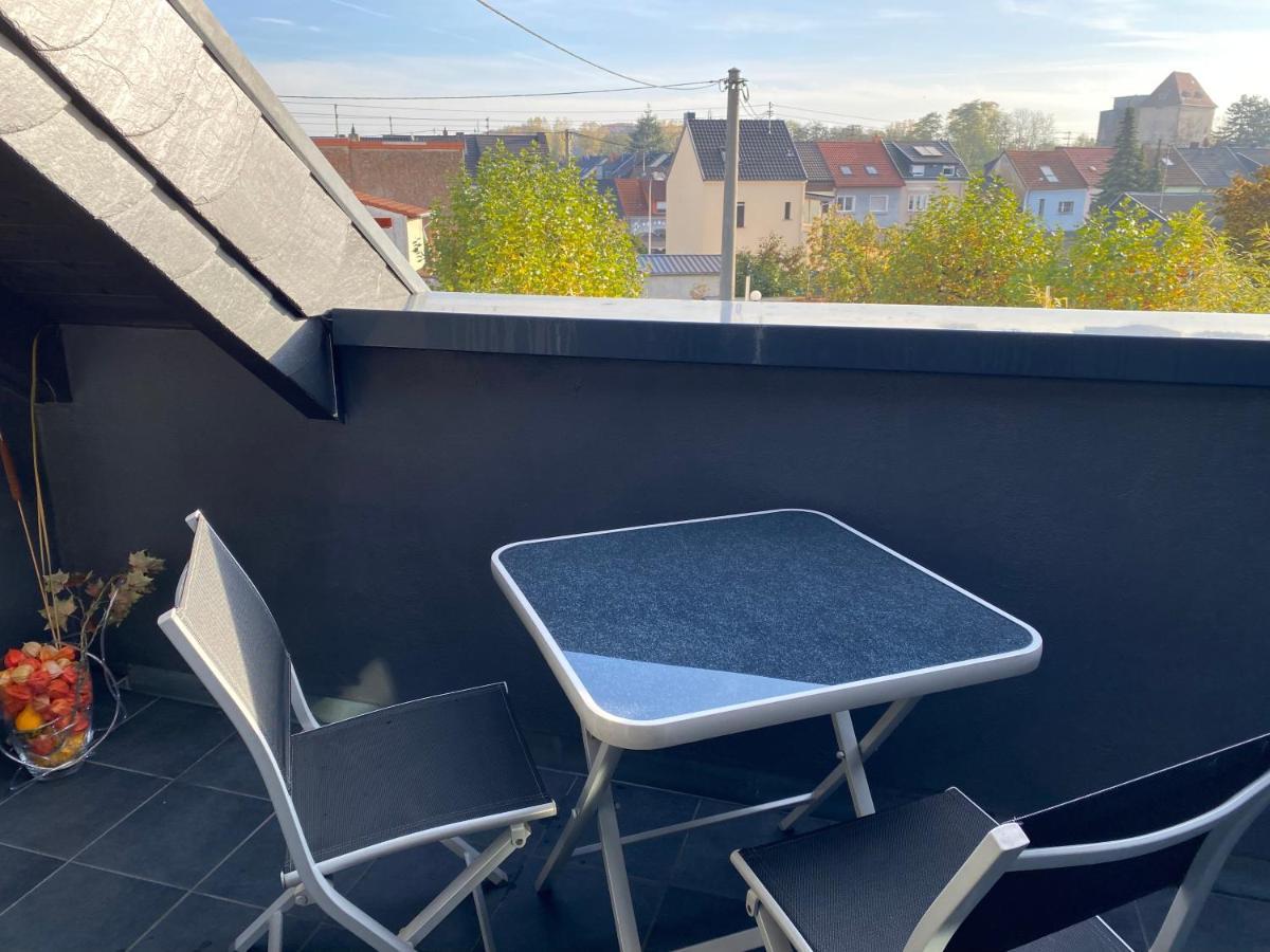 Apartment Mit Dachloggia Saarlouis Exterior photo